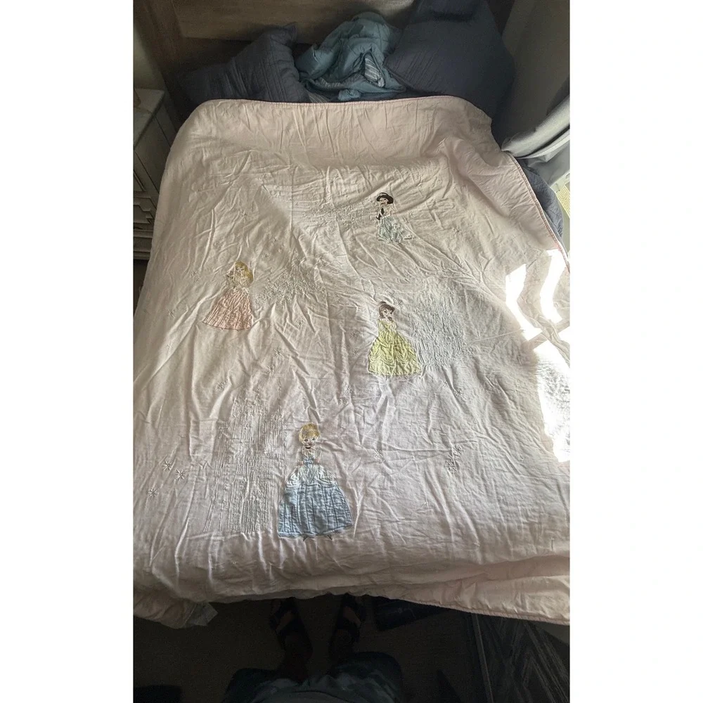 Pottery Barn Kids Disney Princess Quilt Full/Queen Pink Mary Blair Embroidered